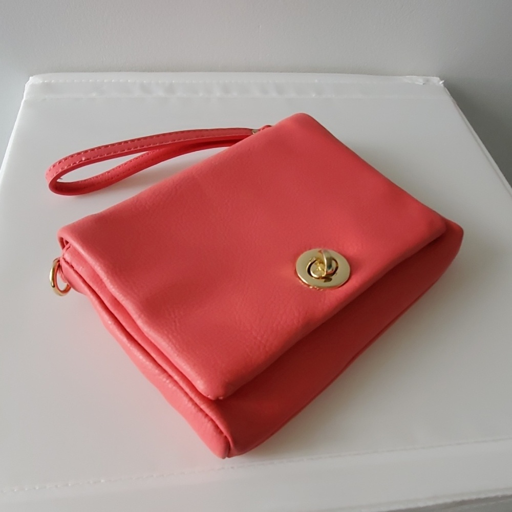 Purse - Picture 3 of 4